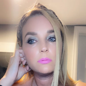 Meet your Posher, Posh